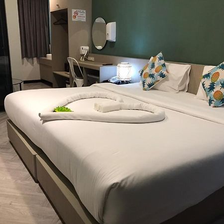 Yanud Residence Пхукет Экстерьер фото