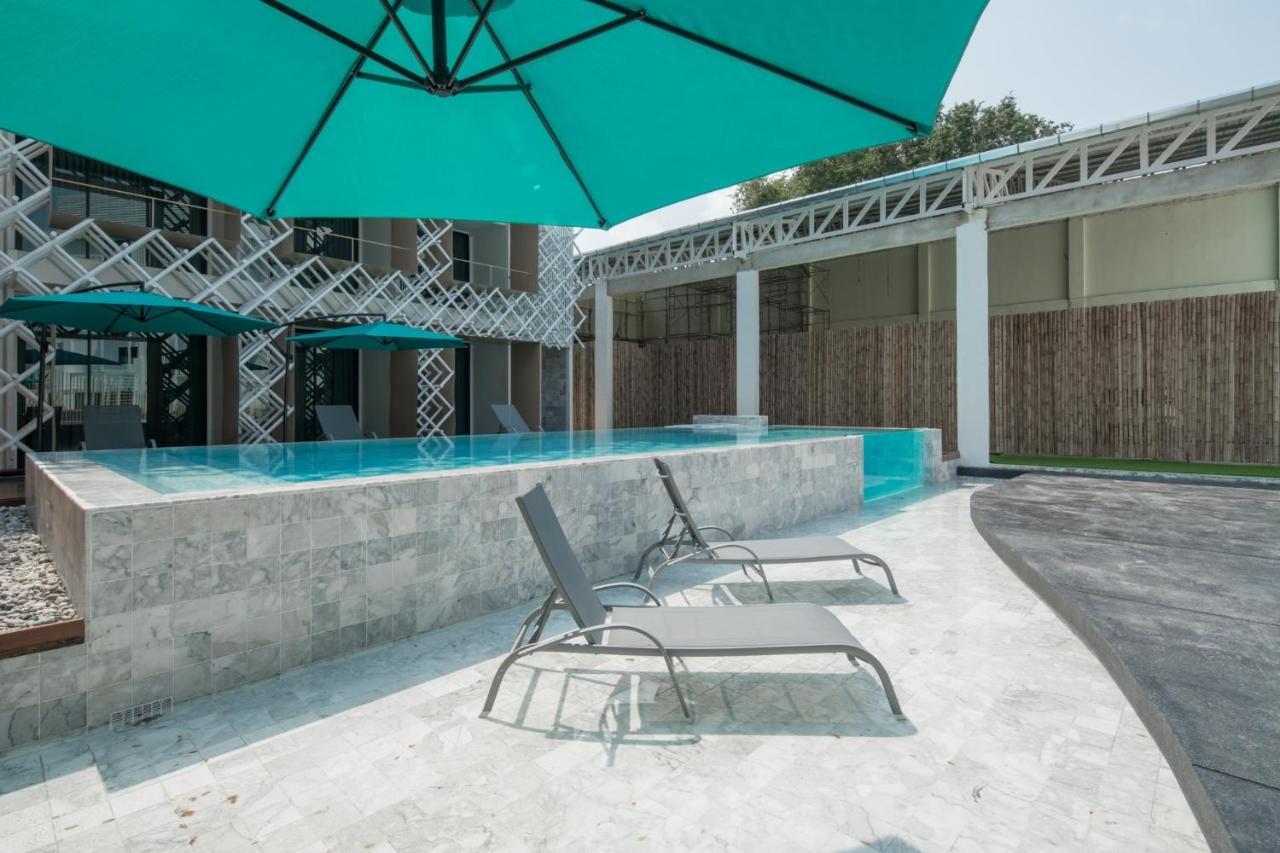 Yanud Residence Пхукет Экстерьер фото