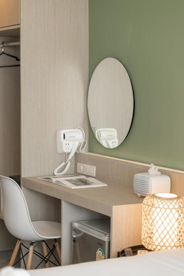 Yanud Residence Пхукет Экстерьер фото